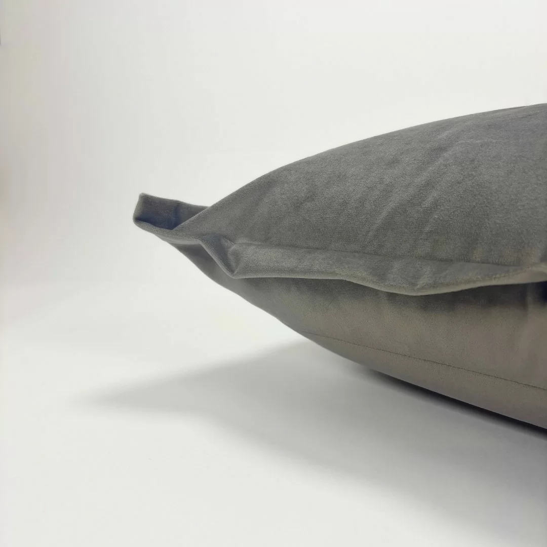 Cuscino Arredo Ricamato art. Velvet Grigio...