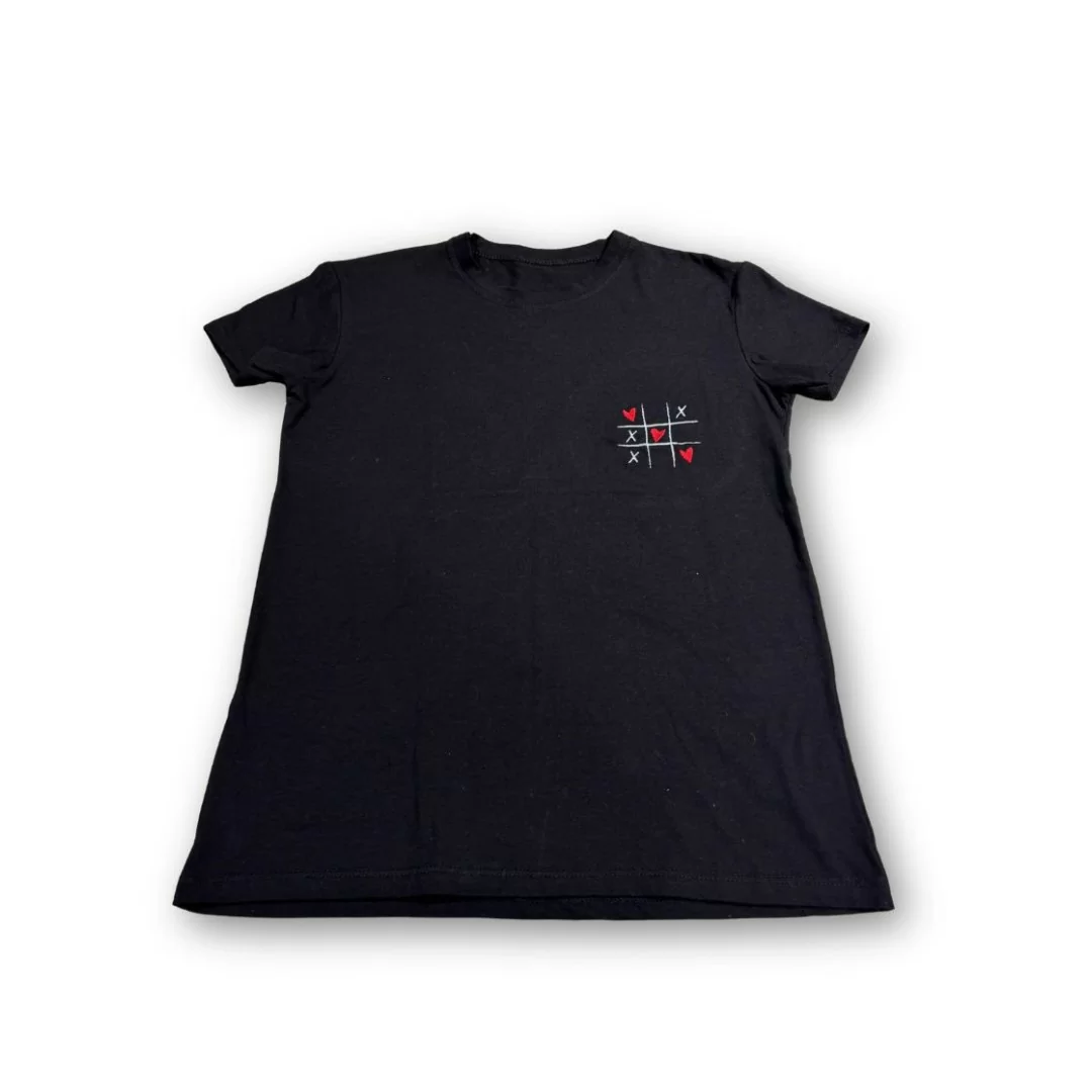 Maglia personalizzata nera manica corta ricamo...